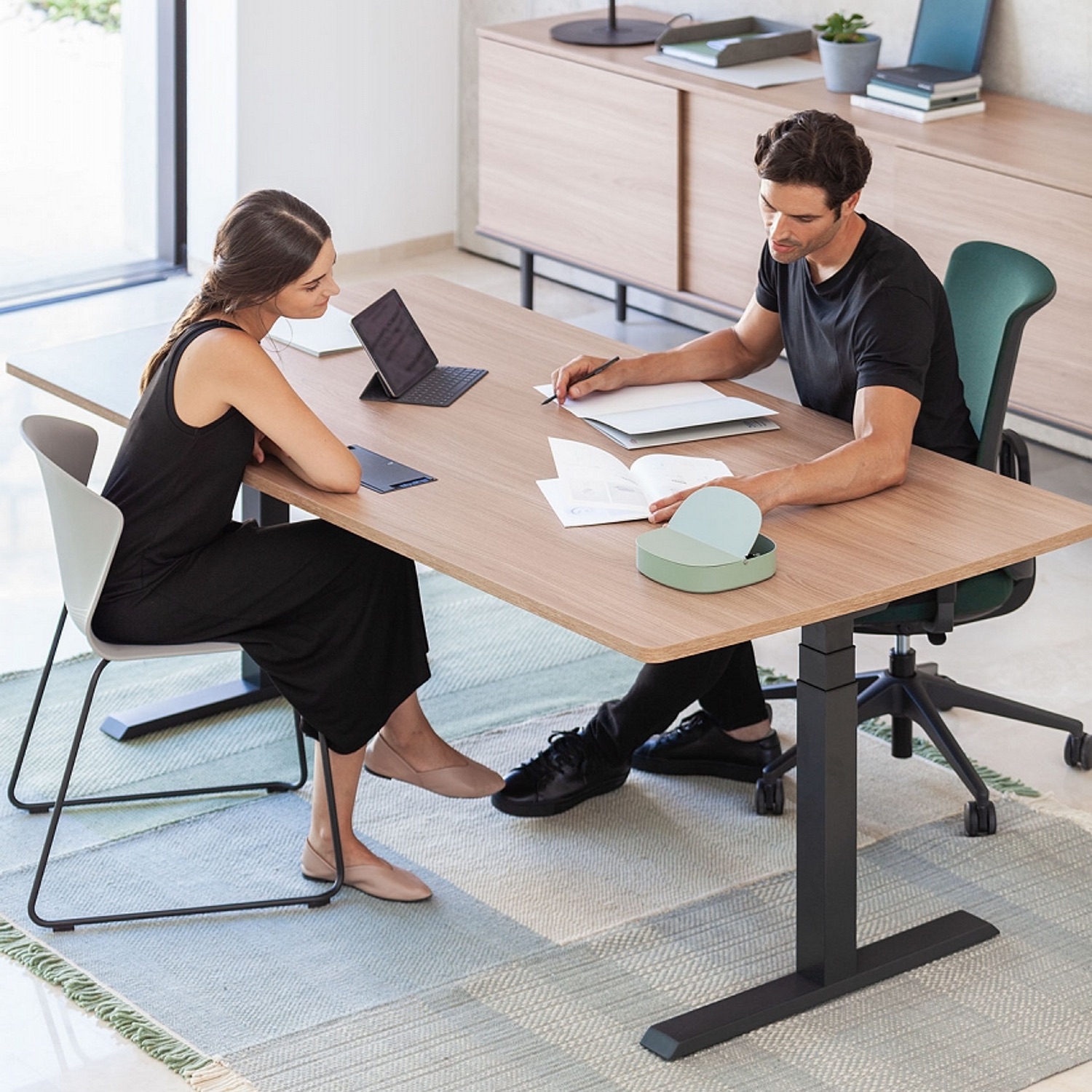 Actiu Mobility STEP