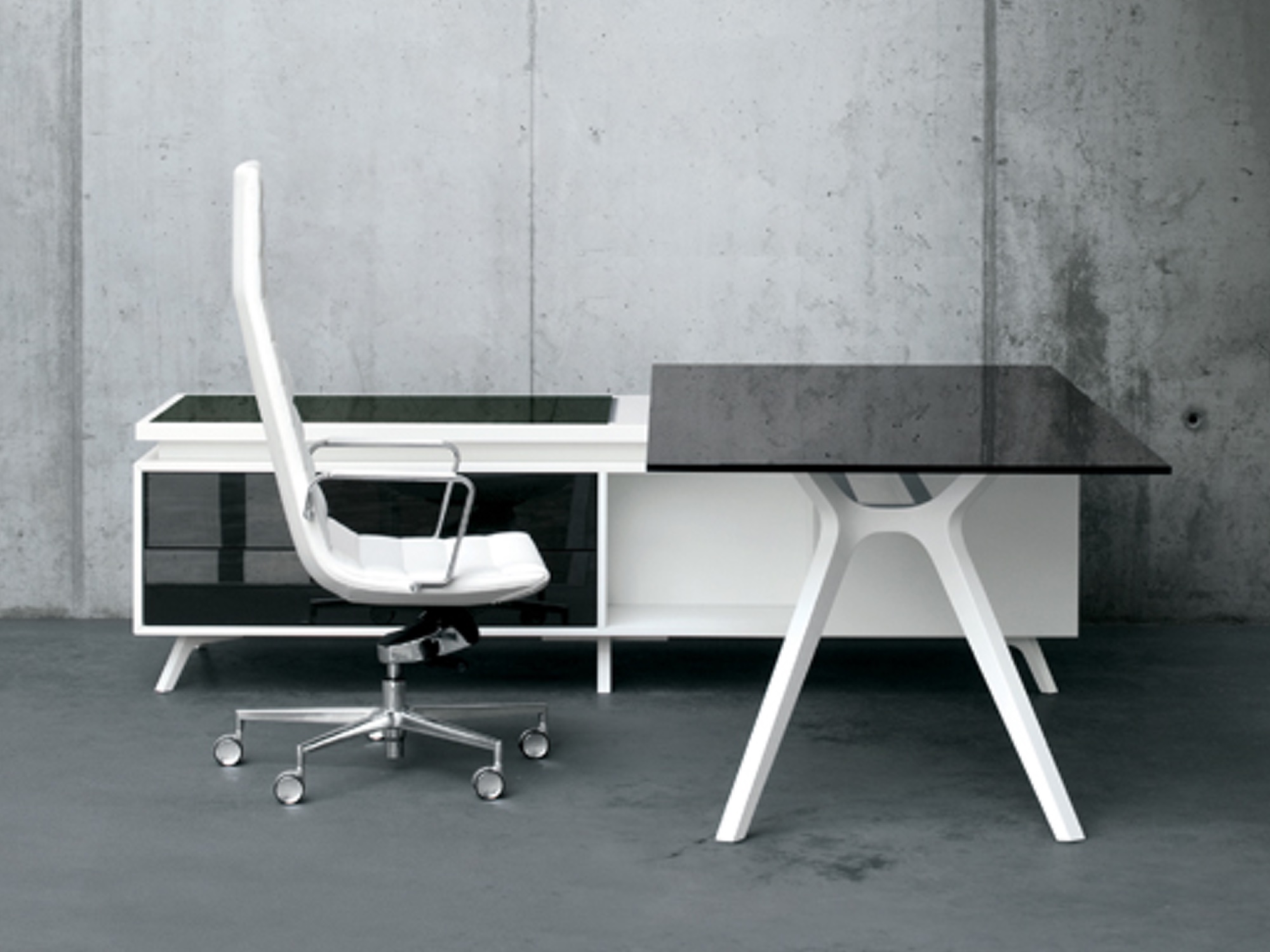 frezza DR Executive Schreibtisch mit Sideboard weiß und Glasplatte schwarz