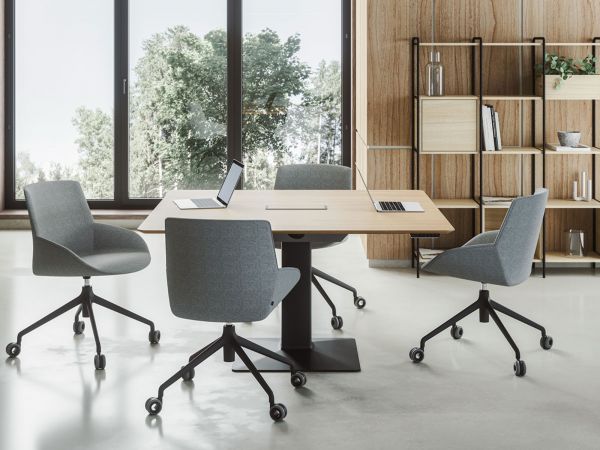 Actiu Menssula Besprechungstisch : elektrische Höhenverstellung